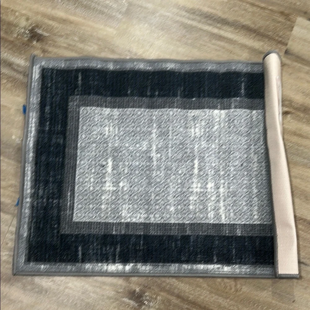 Elegant Gray and Black and blue Home Accent Rug 35x26 in